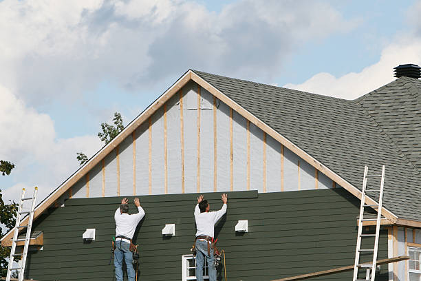 Professional Siding Installation technician working in Edgewood, MD